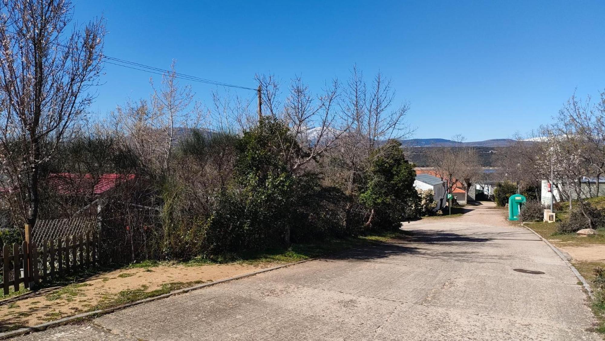 Camping De Cervera De Buitrago Exterior foto