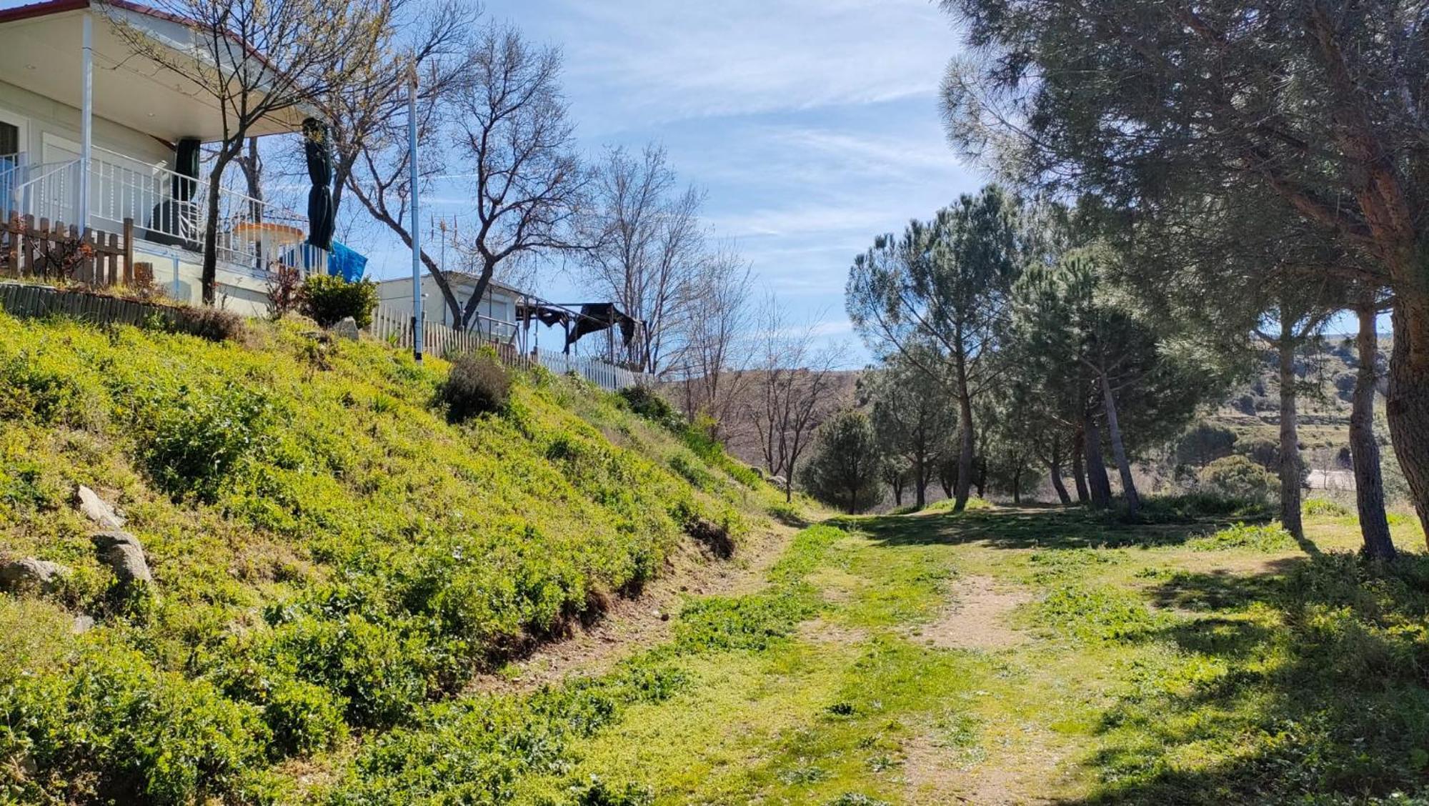 Camping De Cervera De Buitrago Exterior foto